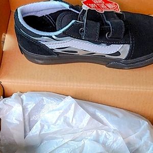 Old school v ( Metallic flame)